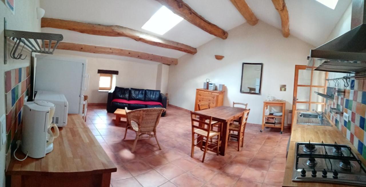 Gite Passiflore Frigoulet Exterior foto